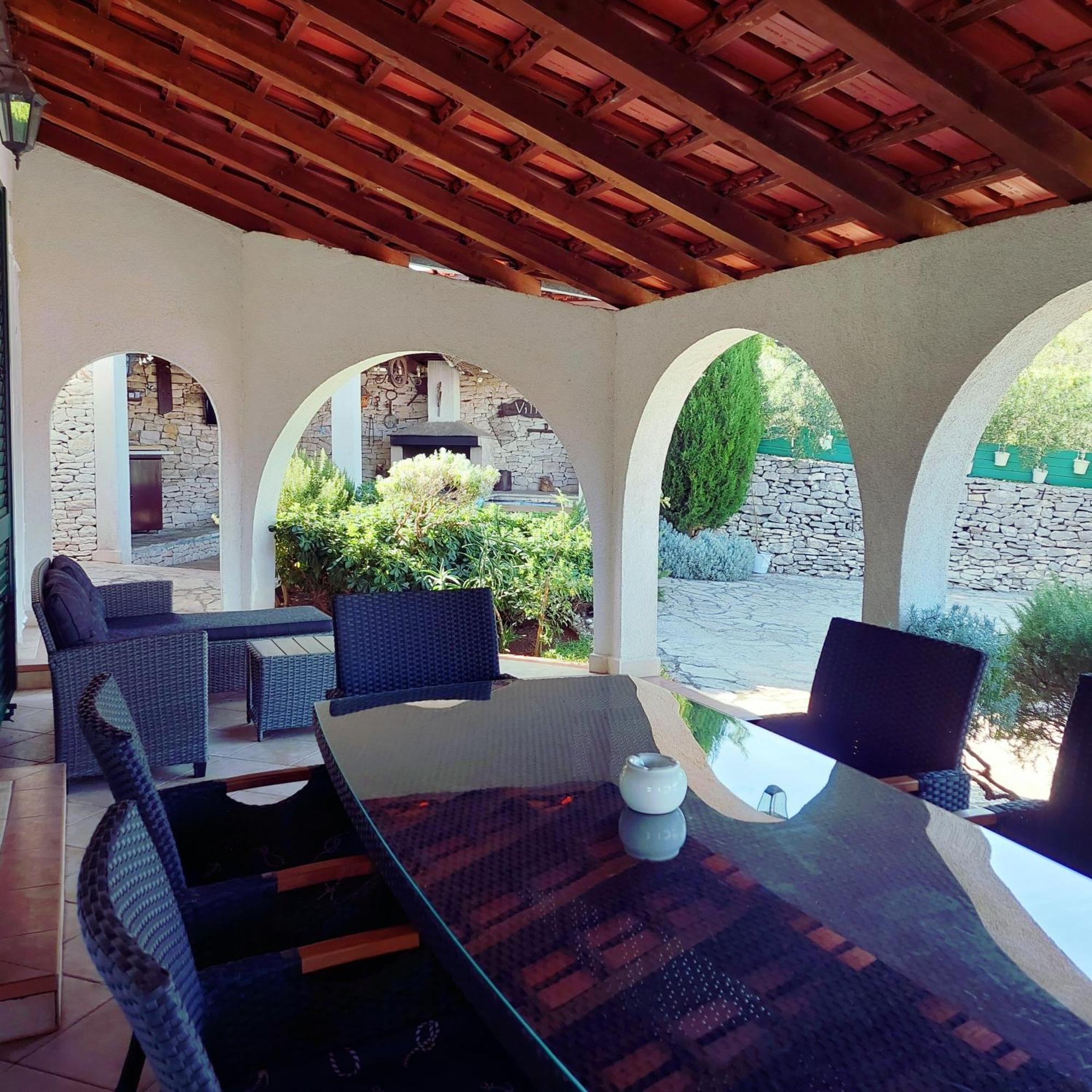 Charming Villa Nika With The Pool Супетар Екстериор снимка